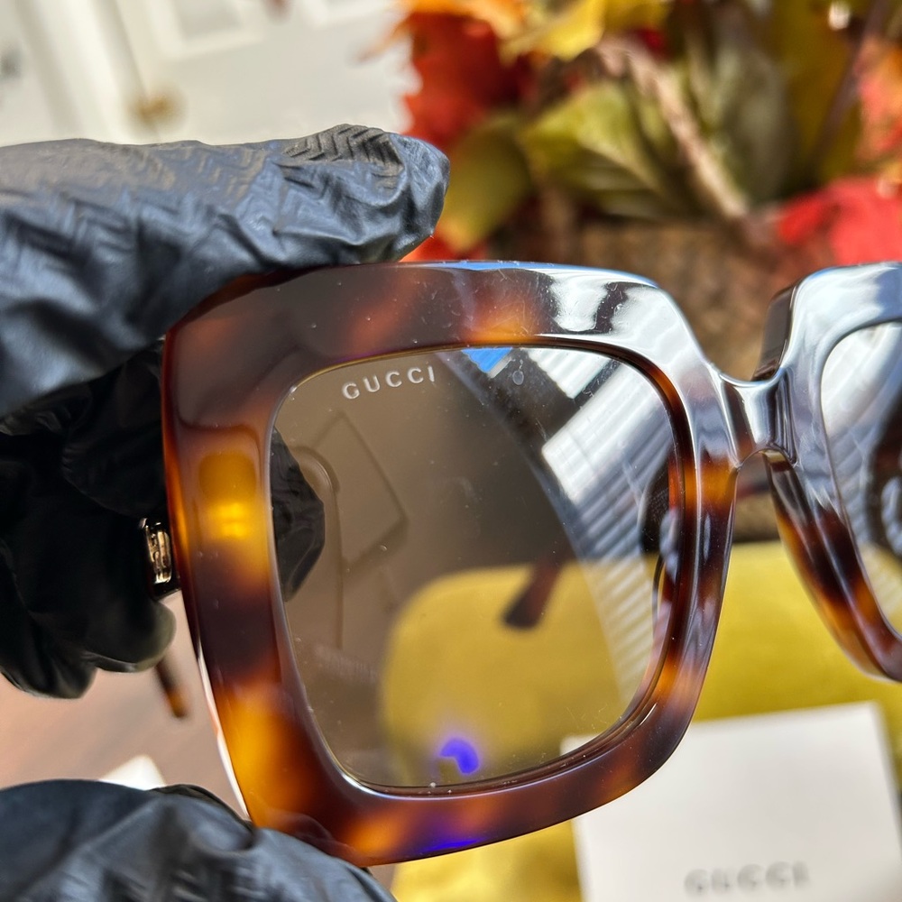 Gucci Brown Tortoise Women's Sunglasses